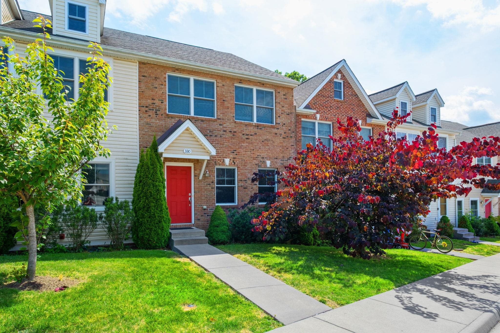 330 SAPPHIRE DR, HARRISONBURG, Virginia 22801, 3 Bedrooms Bedrooms, ,3 BathroomsBathrooms,Residential,330 SAPPHIRE DR,678376 MLS # 678376