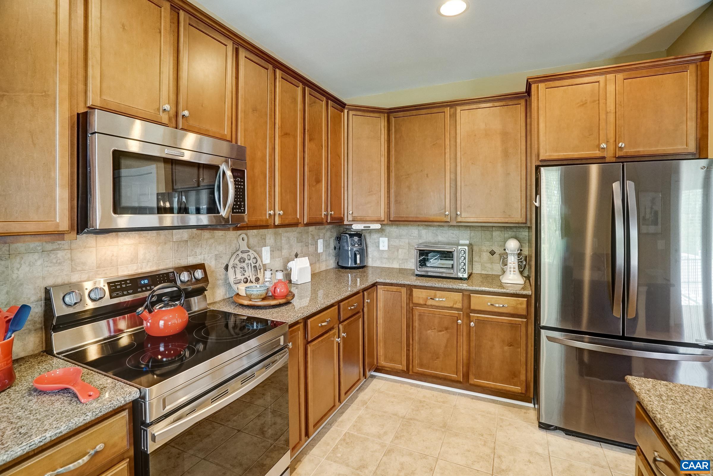 2131 SUNDOWN PL, CHARLOTTESVILLE, Virginia 22911, 2 Bedrooms Bedrooms, ,2 BathroomsBathrooms,Residential,2131 SUNDOWN PL,678755 MLS # 678755