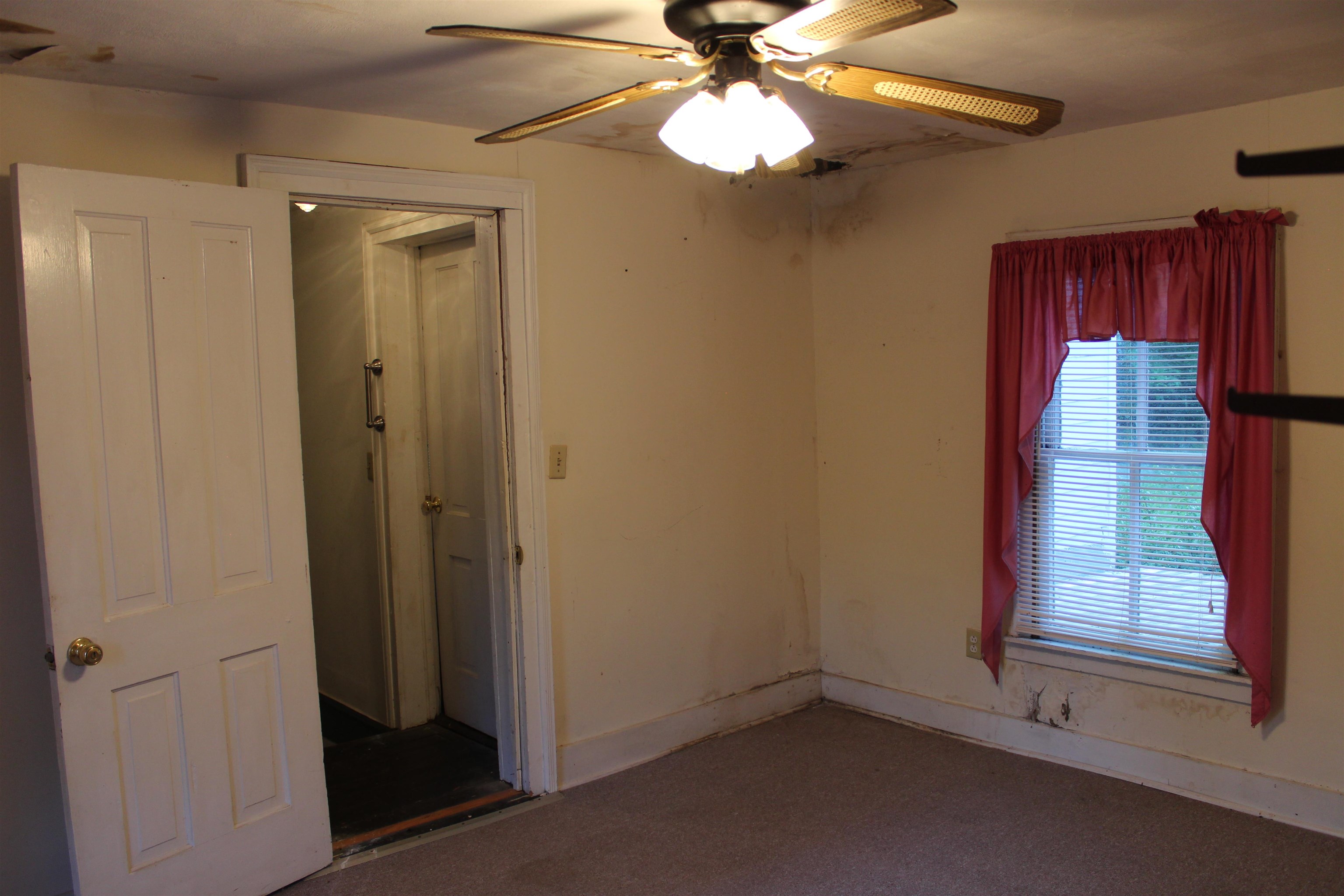 3745 DEERFIELD VALLEY RD, DEERFIELD, Virginia 24432, 3 Bedrooms Bedrooms, ,1 BathroomBathrooms,Residential,3745 DEERFIELD VALLEY RD,678805 MLS # 678805