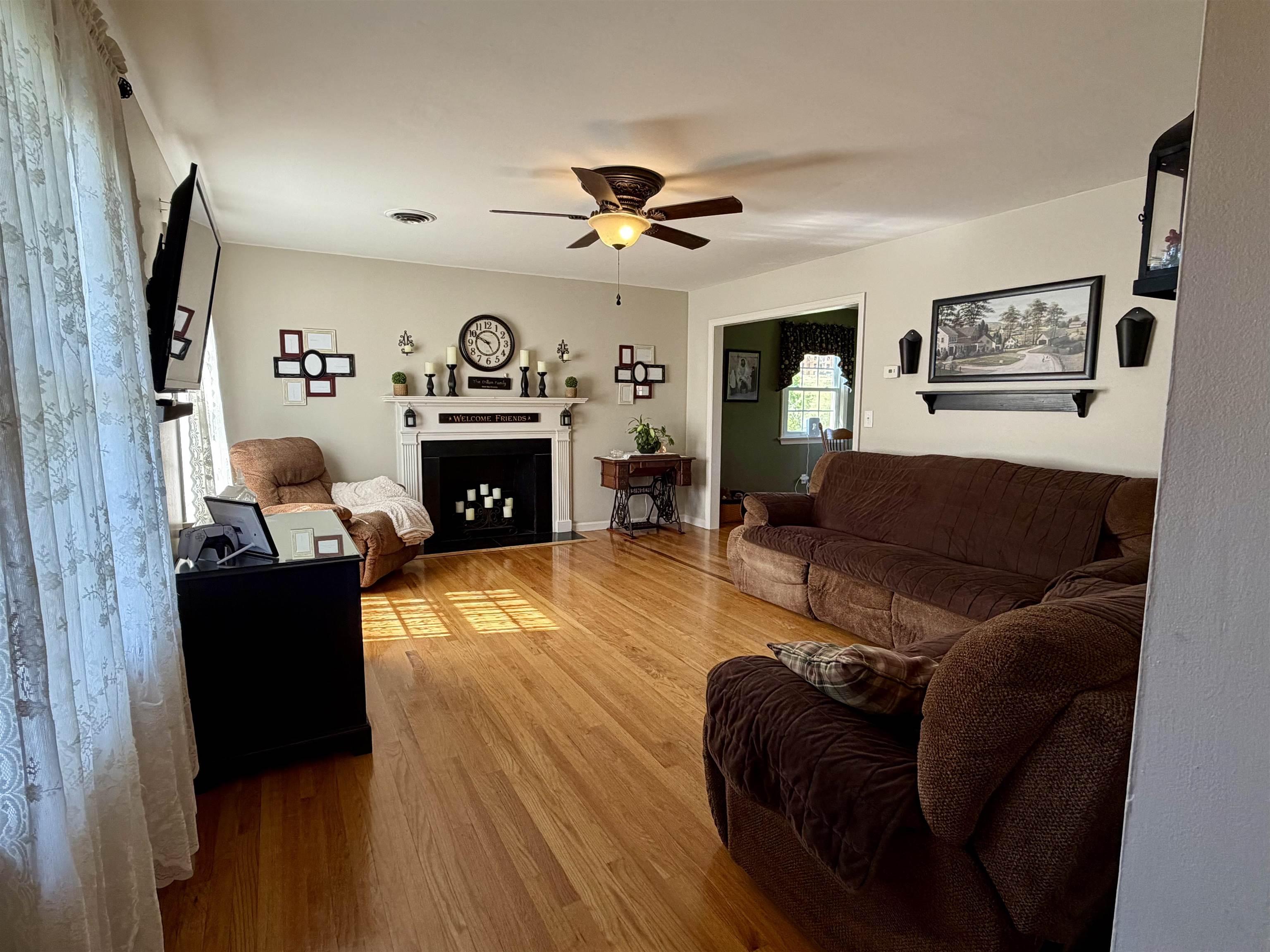 1779 BARTERBROOK RD, STAUNTON, Virginia 24401, 3 Bedrooms Bedrooms, ,1 BathroomBathrooms,Residential,1779 BARTERBROOK RD,678813 MLS # 678813