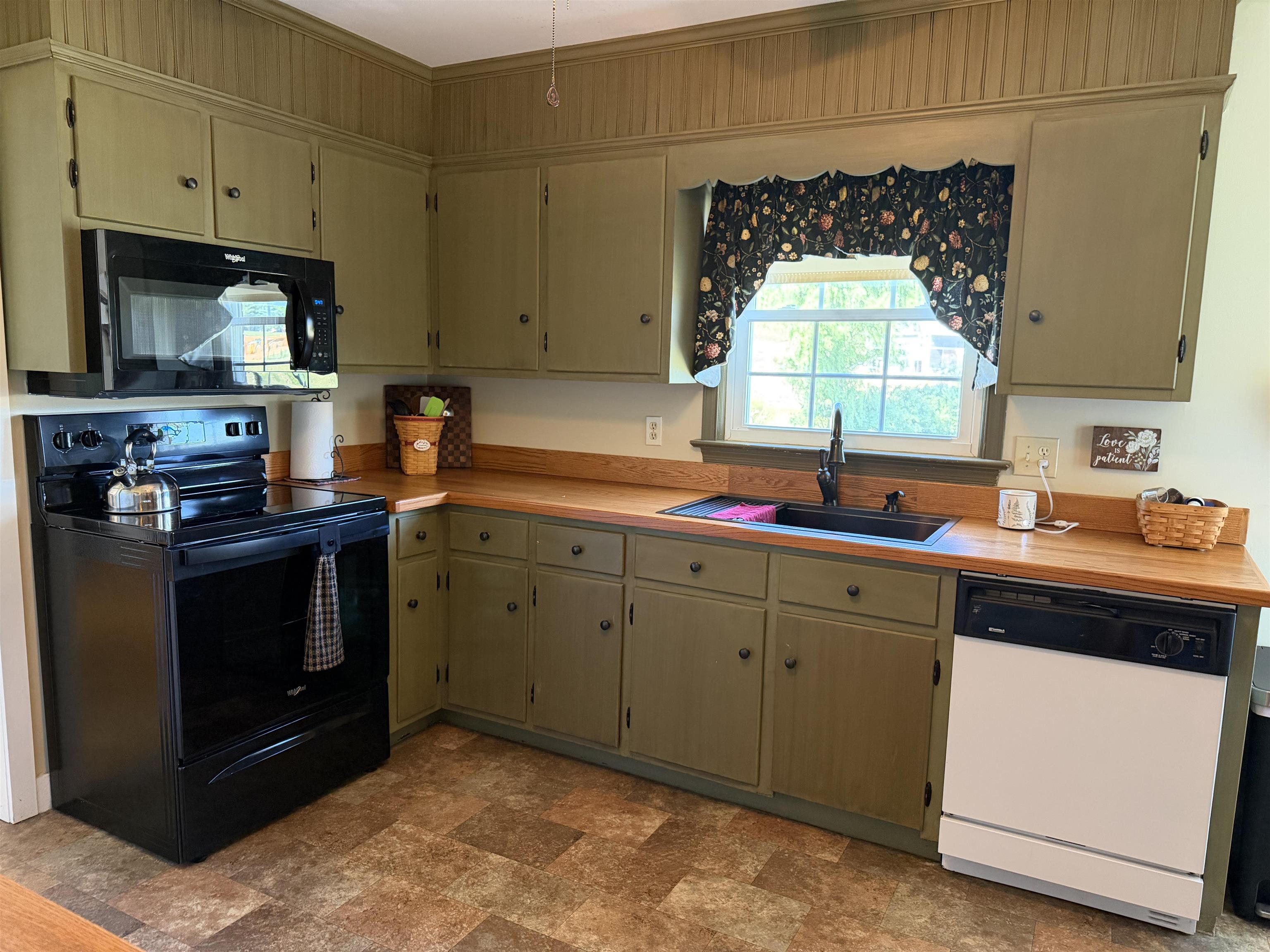 1779 BARTERBROOK RD, STAUNTON, Virginia 24401, 3 Bedrooms Bedrooms, ,1 BathroomBathrooms,Residential,1779 BARTERBROOK RD,678813 MLS # 678813