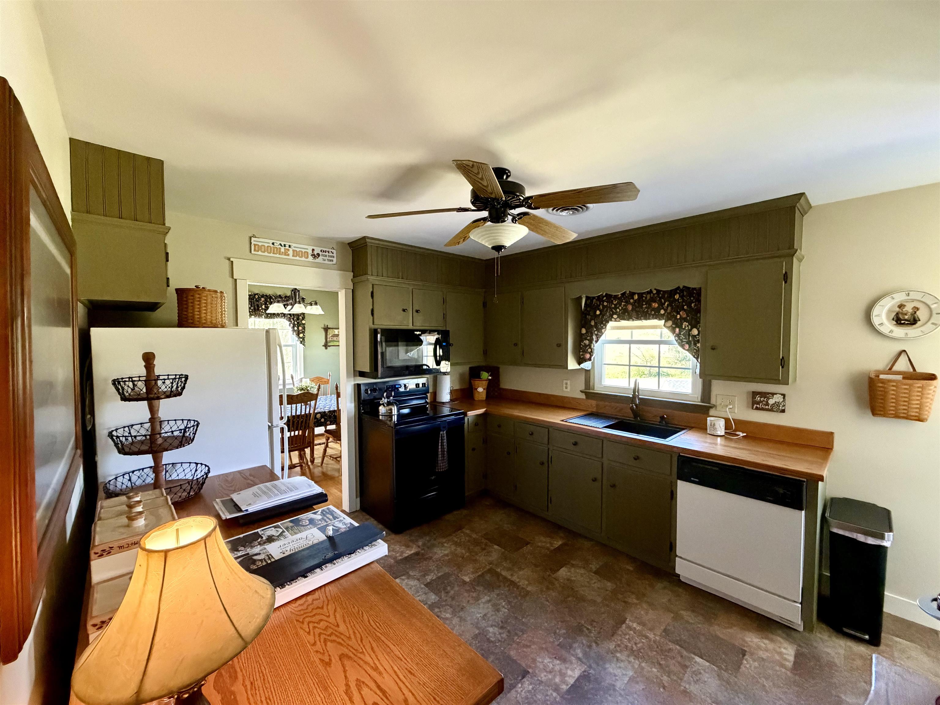1779 BARTERBROOK RD, STAUNTON, Virginia 24401, 3 Bedrooms Bedrooms, ,1 BathroomBathrooms,Residential,1779 BARTERBROOK RD,678813 MLS # 678813