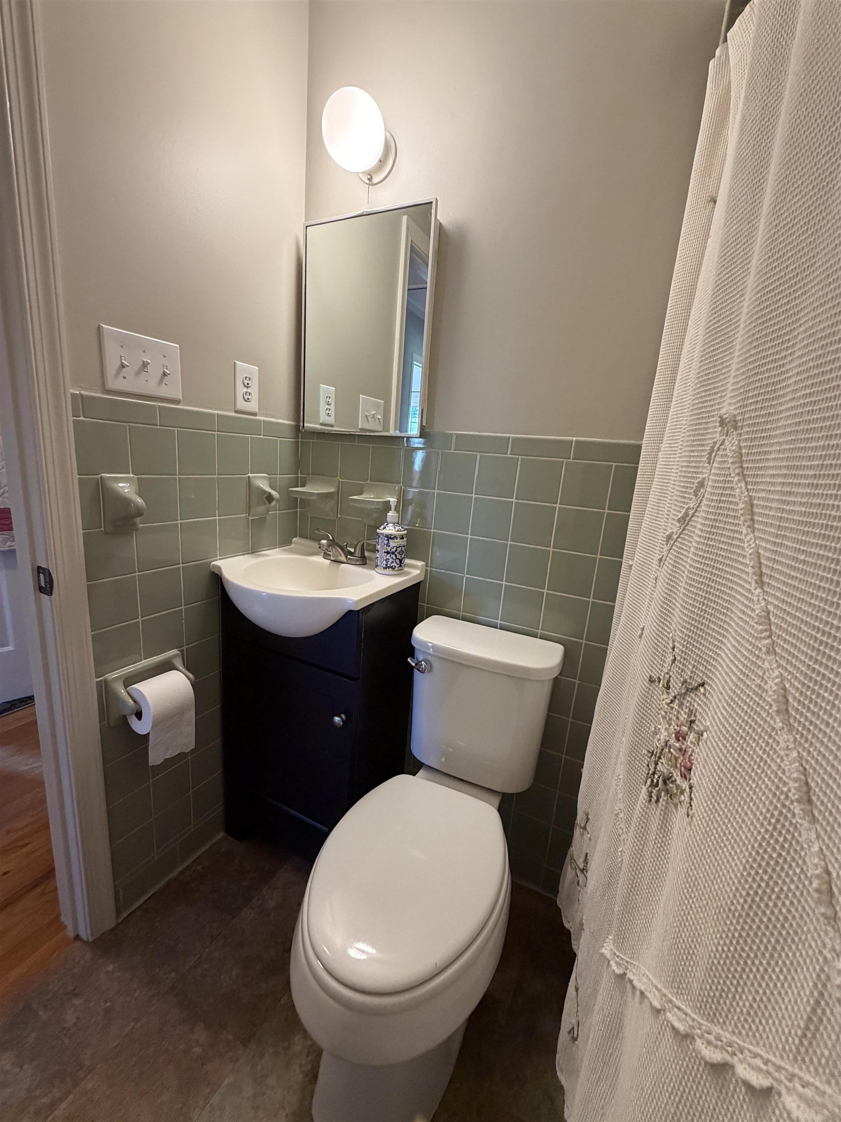 1779 BARTERBROOK RD, STAUNTON, Virginia 24401, 3 Bedrooms Bedrooms, ,1 BathroomBathrooms,Residential,1779 BARTERBROOK RD,678813 MLS # 678813