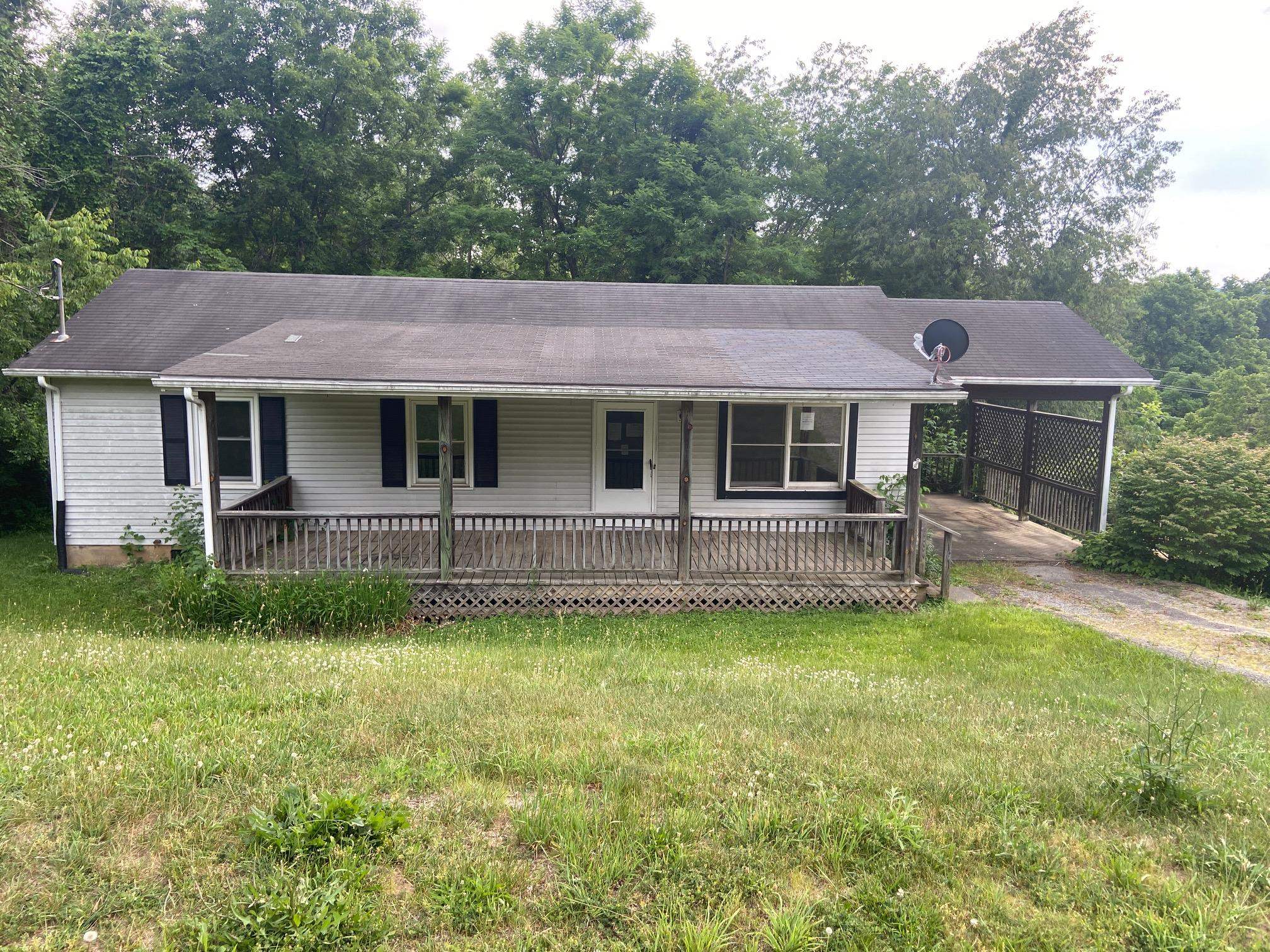 121 MOUNTAIN VIEW TER, HOT SPRINGS, Virginia 24445, 3 Bedrooms Bedrooms, ,2 BathroomsBathrooms,Residential,121 MOUNTAIN VIEW TER,678816 MLS # 678816