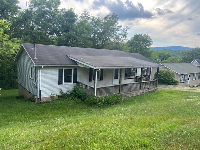 121 MOUNTAIN VIEW TER, HOT SPRINGS, Virginia 24445, 3 Bedrooms Bedrooms, ,2 BathroomsBathrooms,Residential,121 MOUNTAIN VIEW TER,678816 MLS # 678816