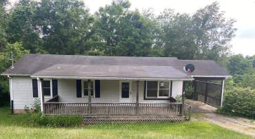 121 MOUNTAIN VIEW TER, HOT SPRINGS, Virginia 24445, 3 Bedrooms Bedrooms, ,2 BathroomsBathrooms,Residential,121 MOUNTAIN VIEW TER,678816 MLS # 678816
