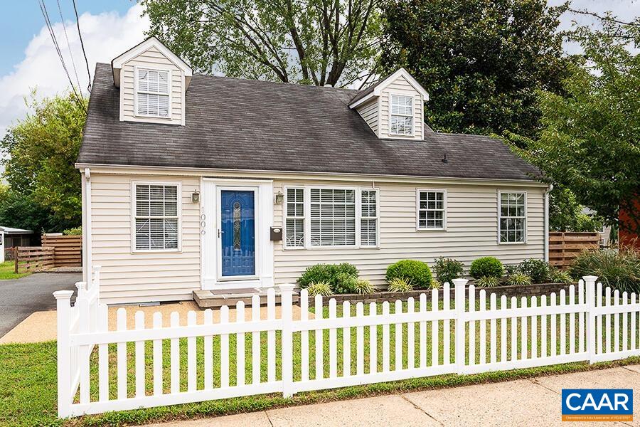 1006 AVON ST, CHARLOTTESVILLE, Virginia 22902, 3 Bedrooms Bedrooms, ,2 BathroomsBathrooms,Residential,1006 AVON ST,678817 MLS # 678817
