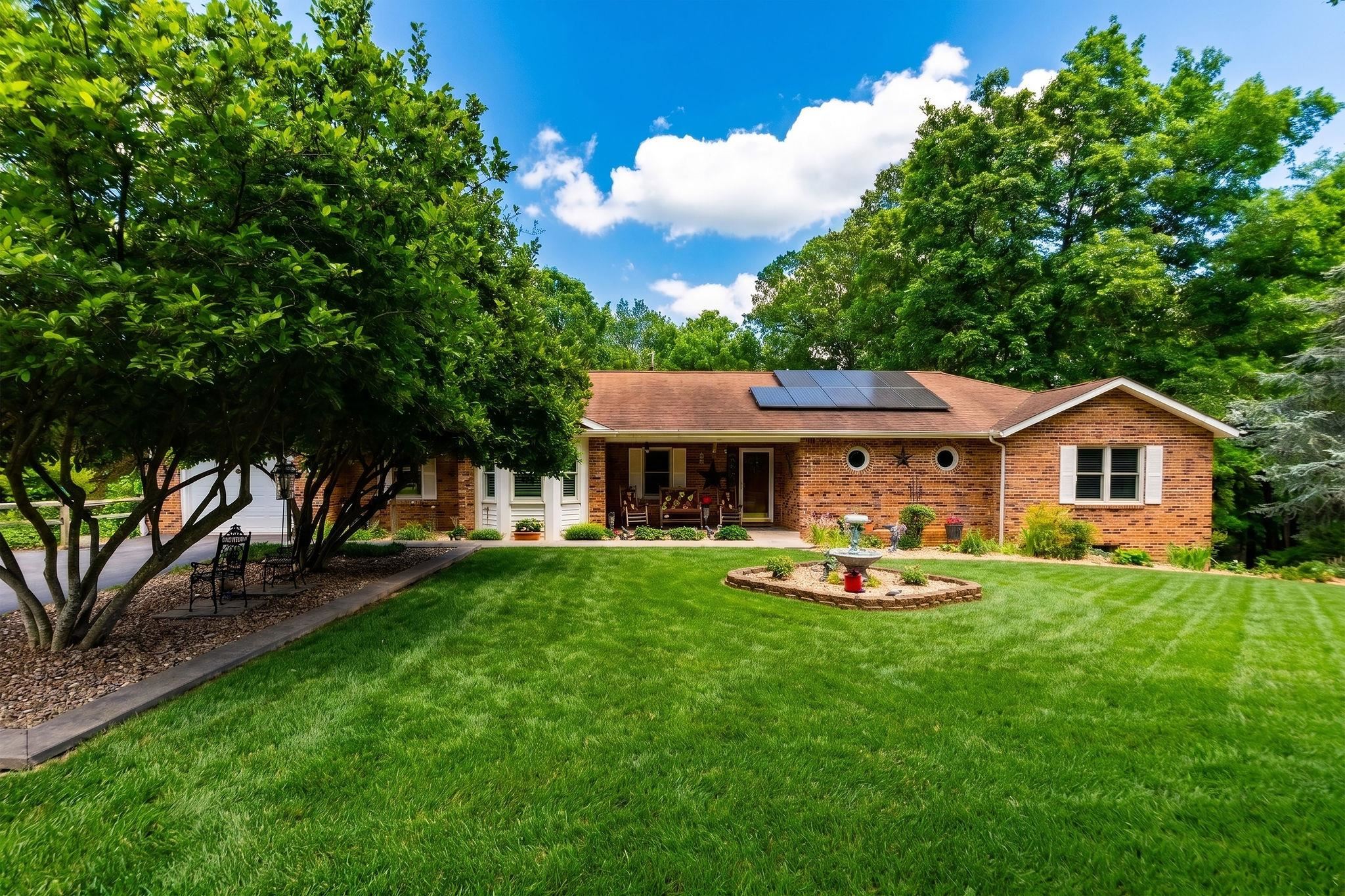 314 MCBRYDGE DR, SWOOPE, Virginia 24479, 3 Bedrooms Bedrooms, ,3 BathroomsBathrooms,Residential,314 MCBRYDGE DR,678820 MLS # 678820