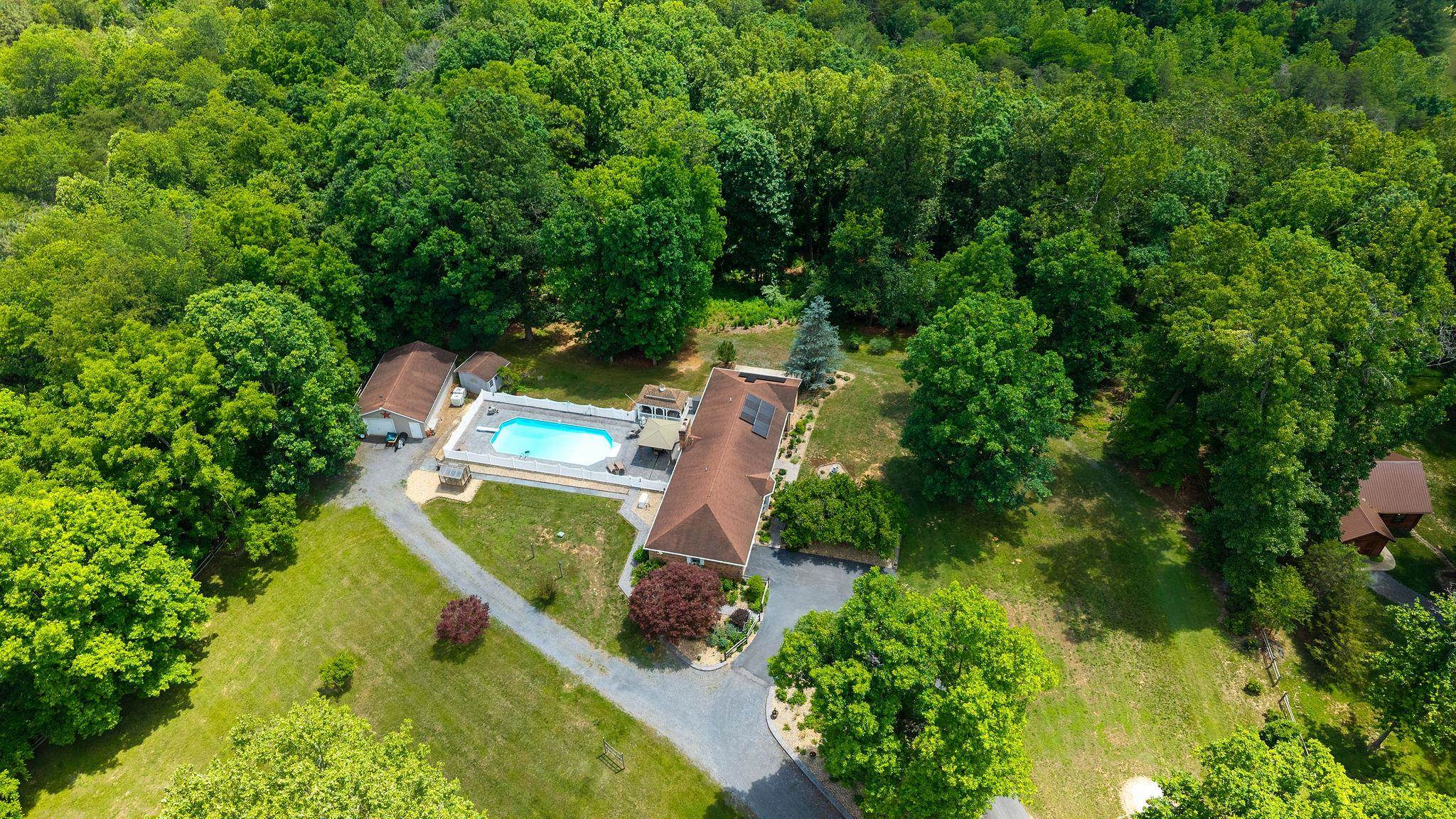 314 MCBRYDGE DR, SWOOPE, Virginia 24479, 3 Bedrooms Bedrooms, ,3 BathroomsBathrooms,Residential,314 MCBRYDGE DR,678820 MLS # 678820