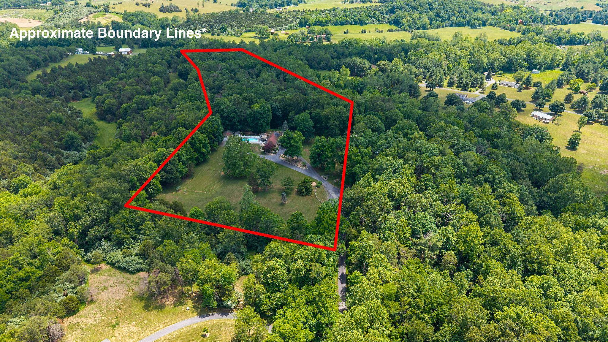 314 MCBRYDGE DR, SWOOPE, Virginia 24479, 3 Bedrooms Bedrooms, ,3 BathroomsBathrooms,Residential,314 MCBRYDGE DR,678820 MLS # 678820