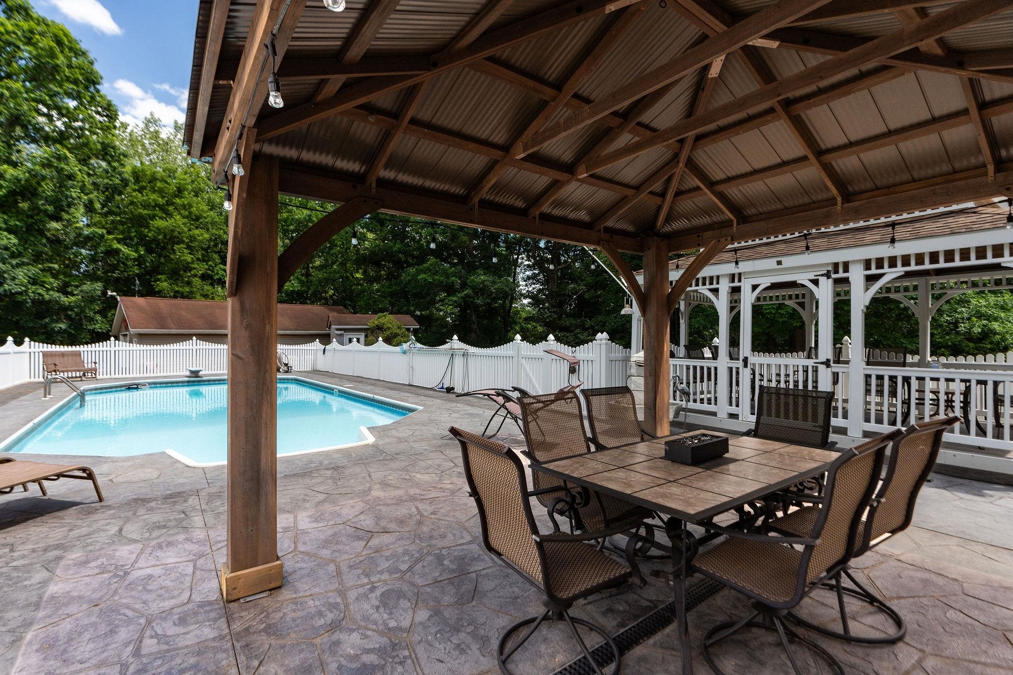 314 MCBRYDGE DR, SWOOPE, Virginia 24479, 3 Bedrooms Bedrooms, ,3 BathroomsBathrooms,Residential,314 MCBRYDGE DR,678820 MLS # 678820