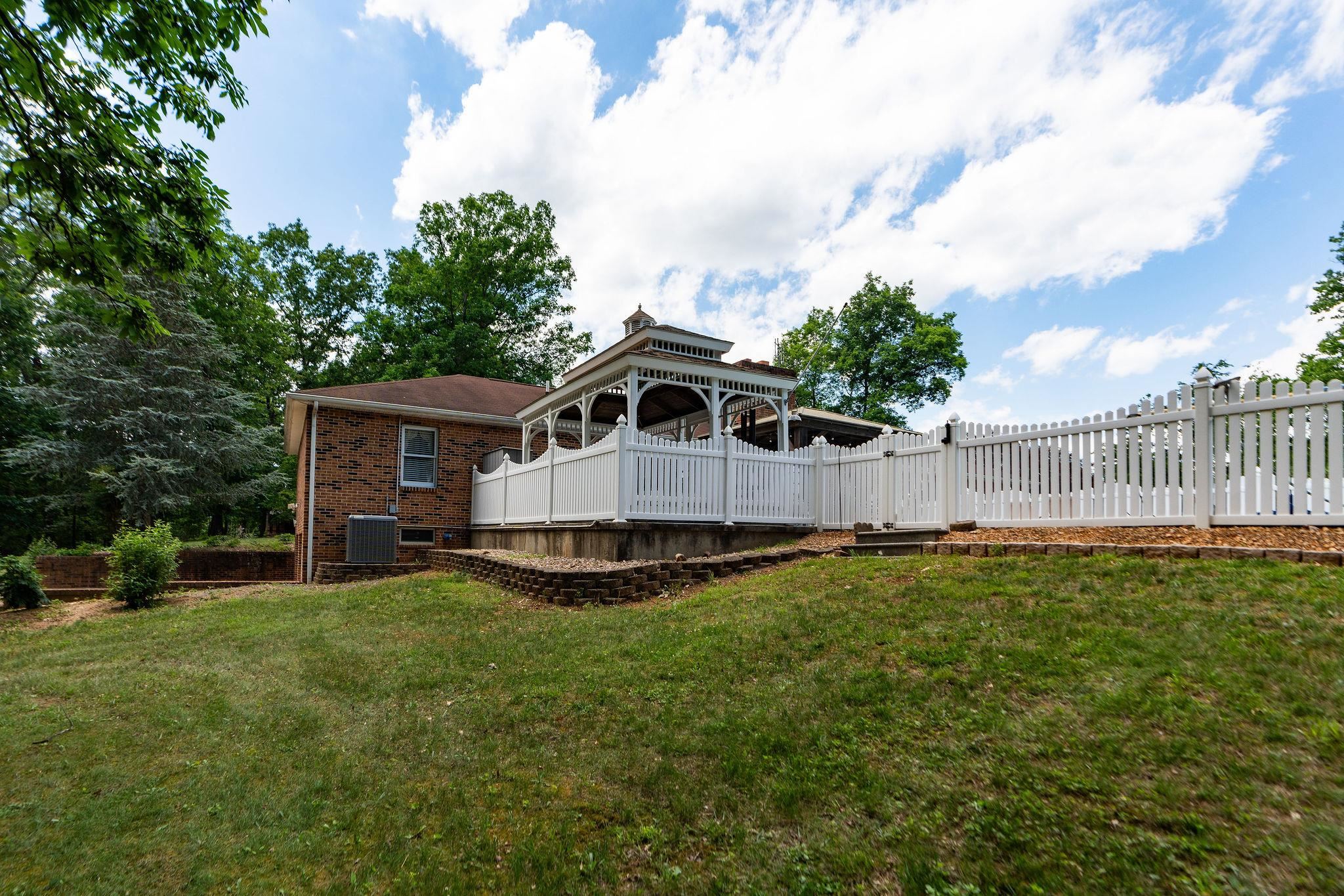 314 MCBRYDGE DR, SWOOPE, Virginia 24479, 3 Bedrooms Bedrooms, ,3 BathroomsBathrooms,Residential,314 MCBRYDGE DR,678820 MLS # 678820