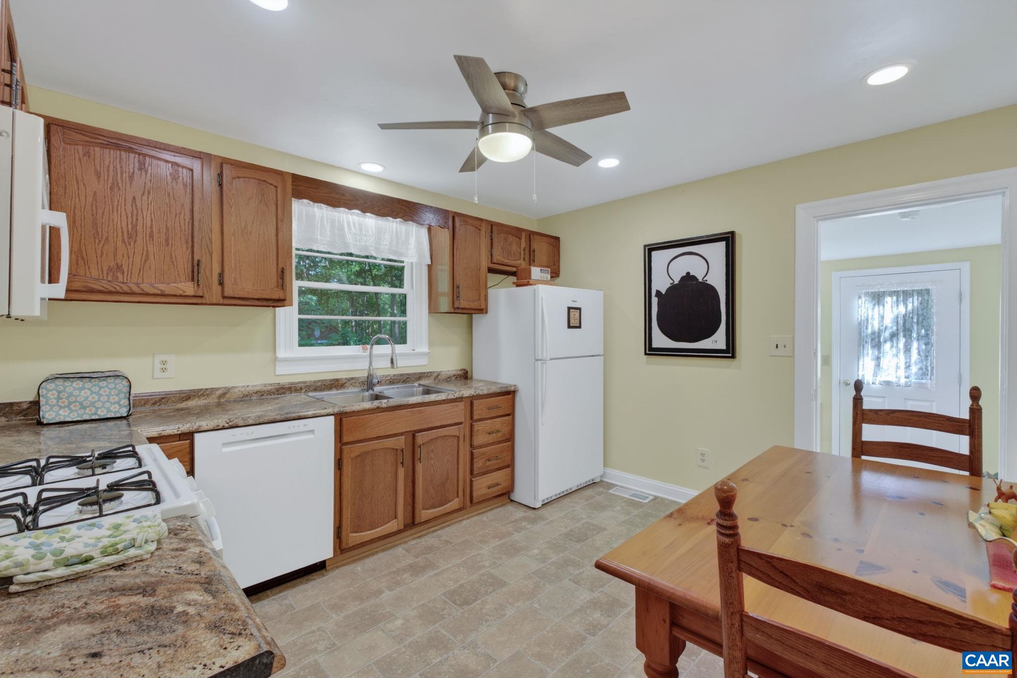 7068 PORTERS RD, ESMONT, Virginia 22937, 2 Bedrooms Bedrooms, ,1 BathroomBathrooms,Residential,7068 PORTERS RD,678824 MLS # 678824