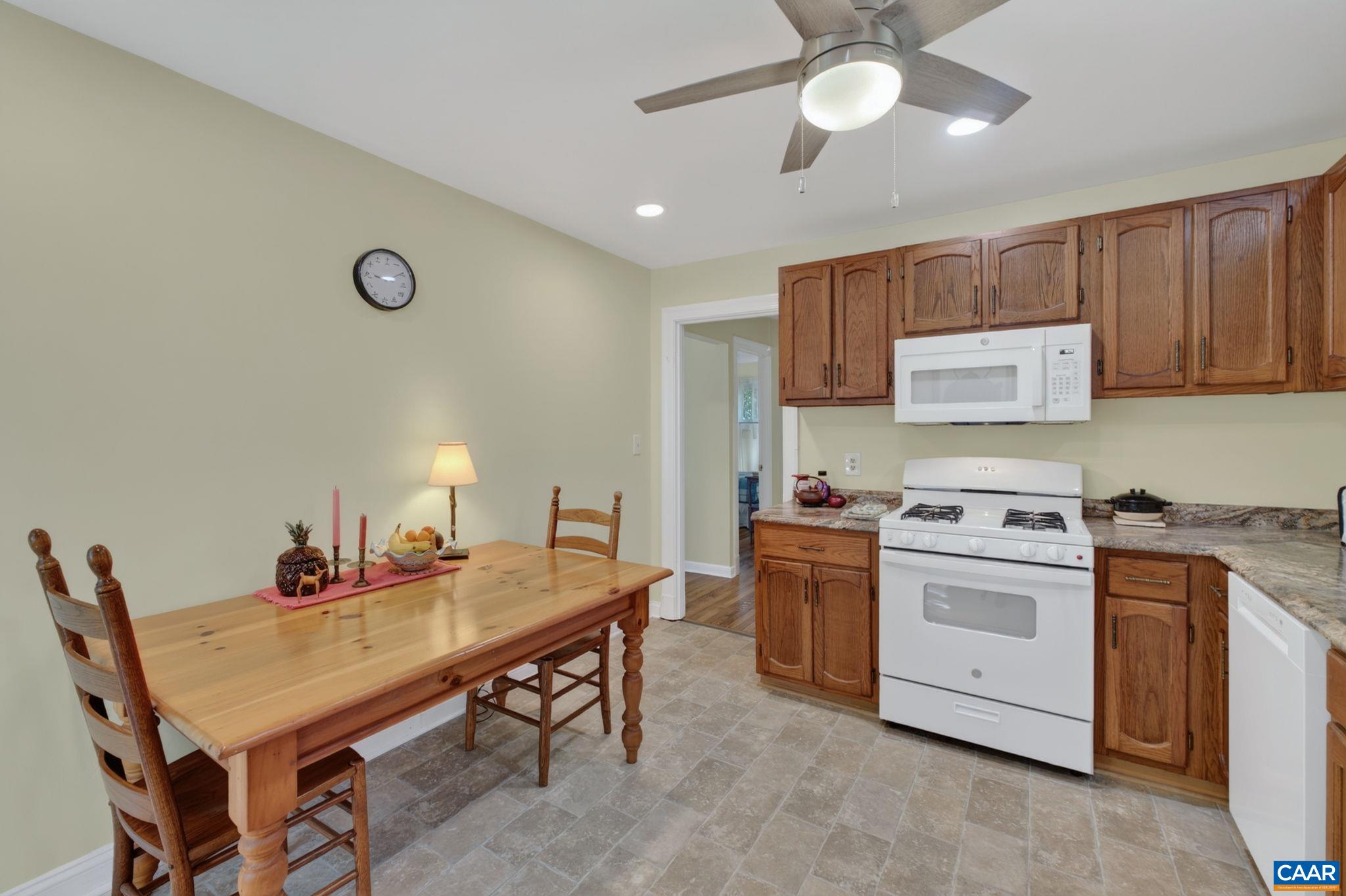 7068 PORTERS RD, ESMONT, Virginia 22937, 2 Bedrooms Bedrooms, ,1 BathroomBathrooms,Residential,7068 PORTERS RD,678824 MLS # 678824