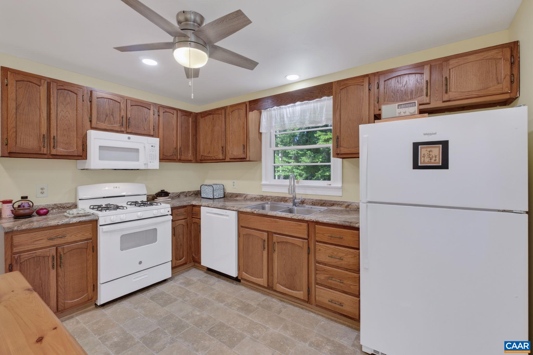 7068 PORTERS RD, ESMONT, Virginia 22937, 2 Bedrooms Bedrooms, ,1 BathroomBathrooms,Residential,7068 PORTERS RD,678824 MLS # 678824
