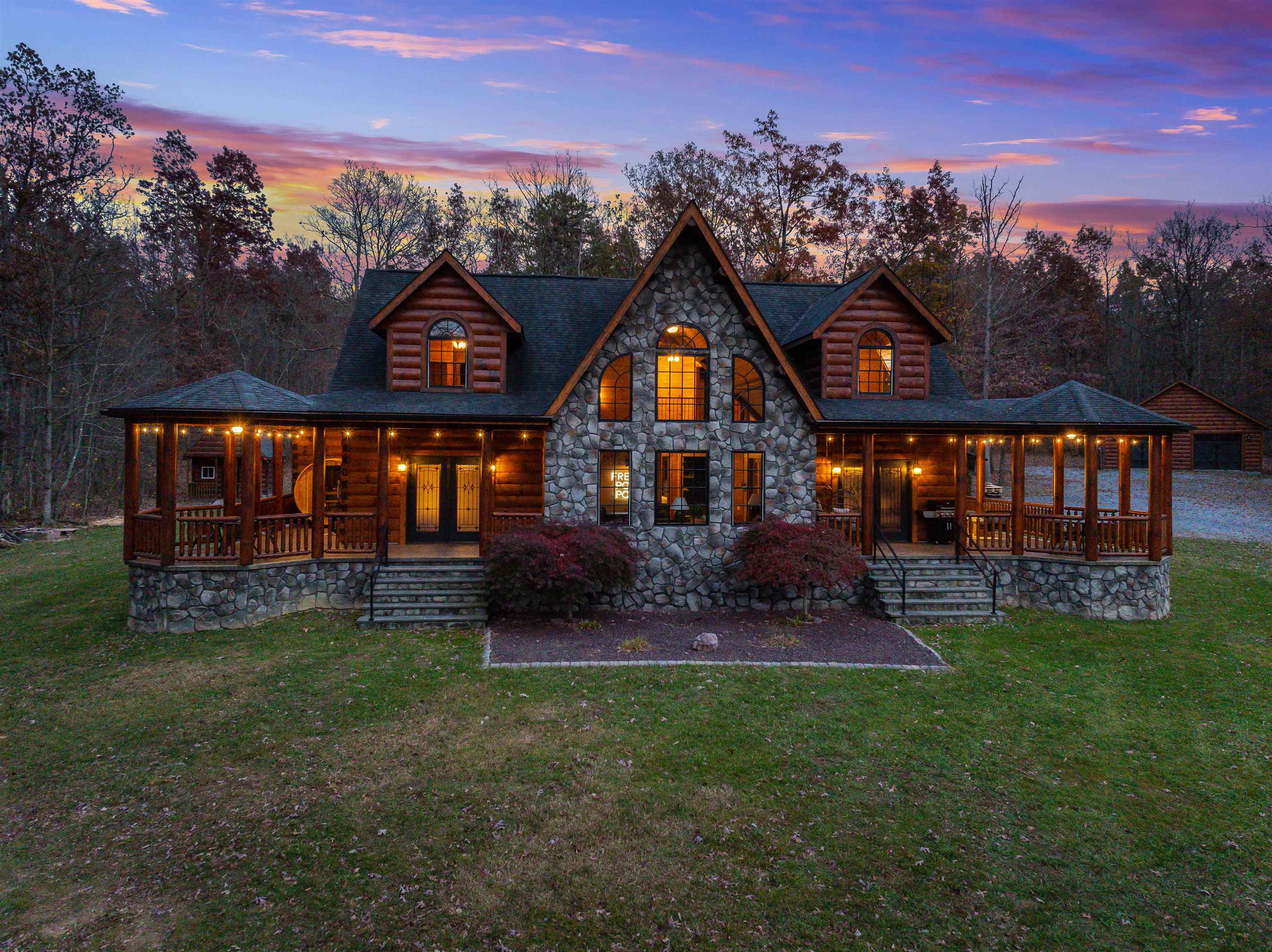4851 ARROWPOINT DR, ELKTON, Virginia 22827, 6 Bedrooms Bedrooms, ,3 BathroomsBathrooms,Residential,4851 ARROWPOINT DR,678826 MLS # 678826