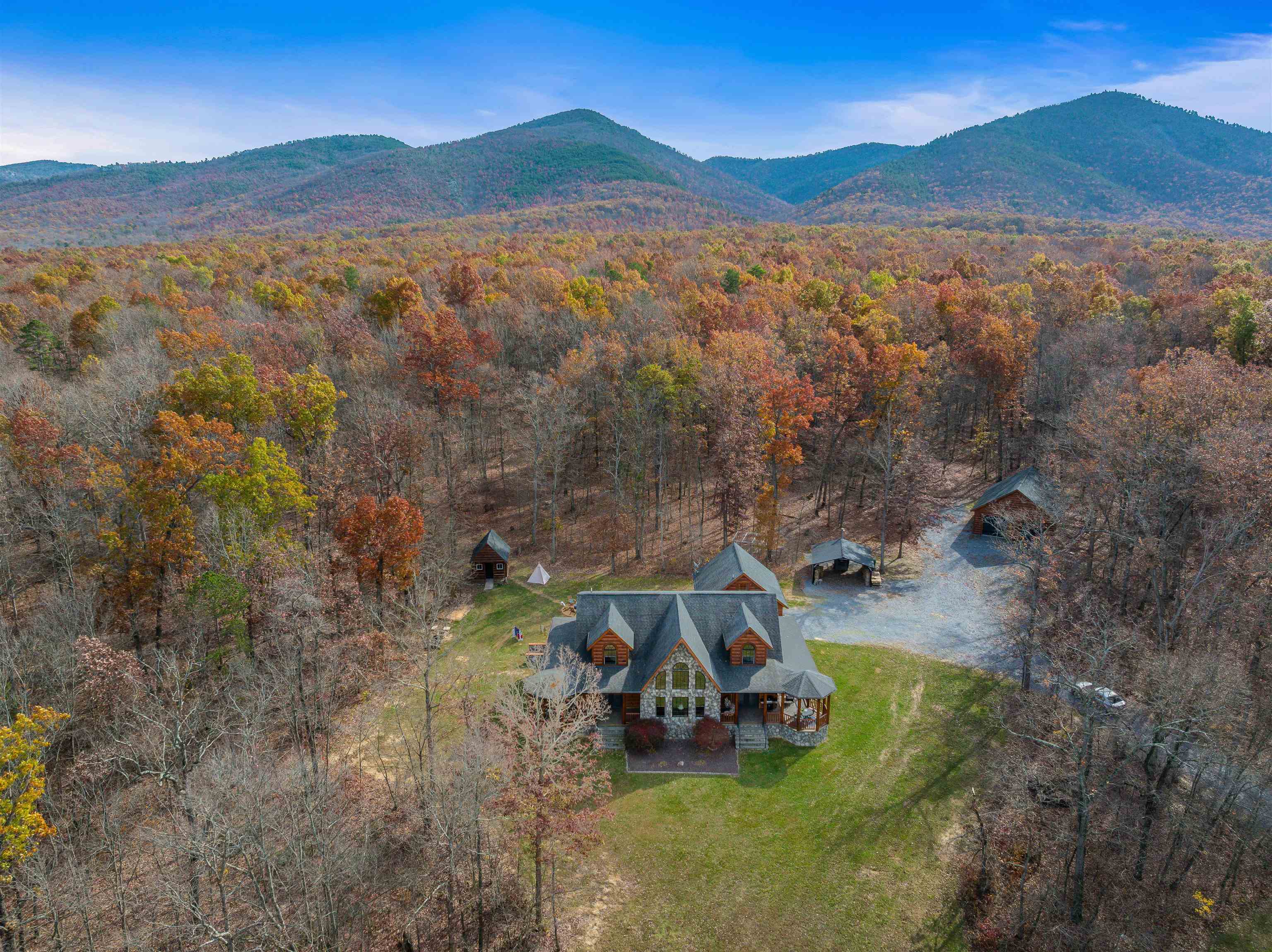 4851 ARROWPOINT DR, ELKTON, Virginia 22827, 6 Bedrooms Bedrooms, ,3 BathroomsBathrooms,Residential,4851 ARROWPOINT DR,678826 MLS # 678826