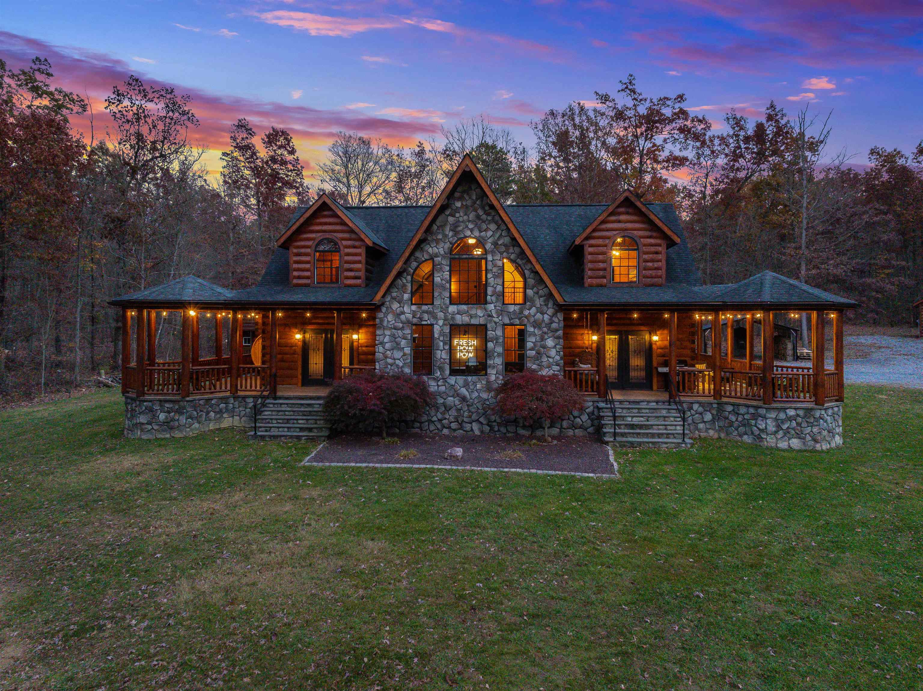 4851 ARROWPOINT DR, ELKTON, Virginia 22827, 6 Bedrooms Bedrooms, ,3 BathroomsBathrooms,Residential,4851 ARROWPOINT DR,678826 MLS # 678826