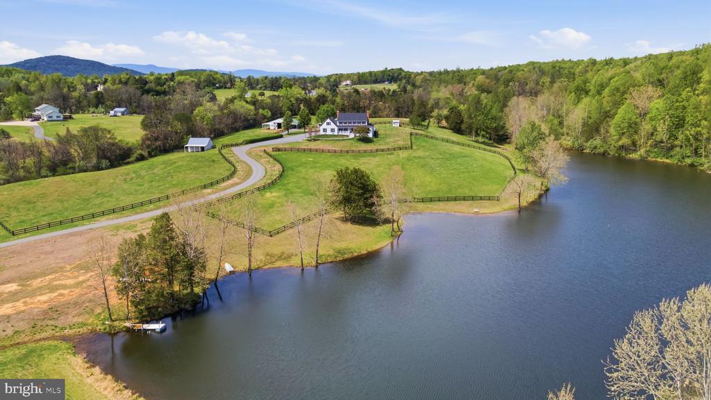 5191 BEACH RIDGE LANE, AMISSVILLE, Virginia 20106, 5 Bedrooms Bedrooms, ,3 BathroomsBathrooms,Residential,5191 BEACH RIDGE LANE,VACU2010766 MLS # VACU2010766