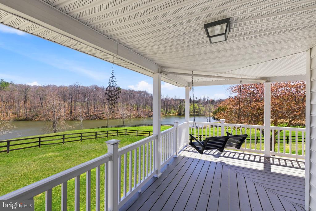 5191 BEACH RIDGE LANE, AMISSVILLE, Virginia 20106, 5 Bedrooms Bedrooms, ,3 BathroomsBathrooms,Residential,5191 BEACH RIDGE LANE,VACU2010766 MLS # VACU2010766