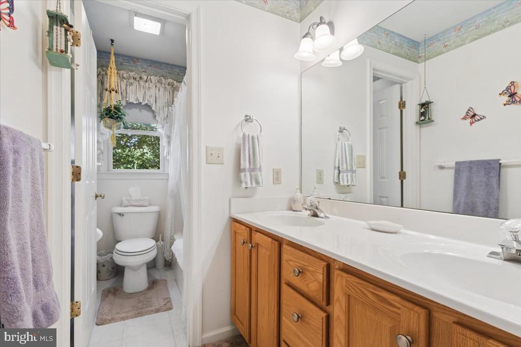 14 SURREY, MADISON, Virginia 22727, 3 Bedrooms Bedrooms, ,2 BathroomsBathrooms,Residential,14 SURREY,VAMA2002748 MLS # VAMA2002748