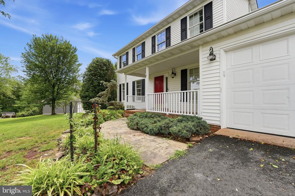 20128 BUCK RUN CT, CULPEPER, Virginia 22701, 3 Bedrooms Bedrooms, ,2 BathroomsBathrooms,Residential,20128 BUCK RUN CT,VACU2014000 MLS # VACU2014000