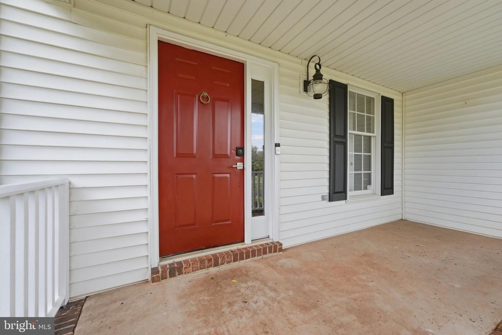 20128 BUCK RUN CT, CULPEPER, Virginia 22701, 3 Bedrooms Bedrooms, ,2 BathroomsBathrooms,Residential,20128 BUCK RUN CT,VACU2014000 MLS # VACU2014000