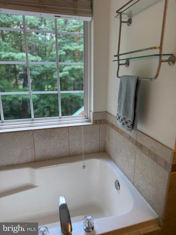 12816 GARRISON LN, SPOTSYLVANIA, Virginia 22551, 4 Bedrooms Bedrooms, ,3 BathroomsBathrooms,Residential,12816 GARRISON LN,VASP2042766 MLS # VASP2042766