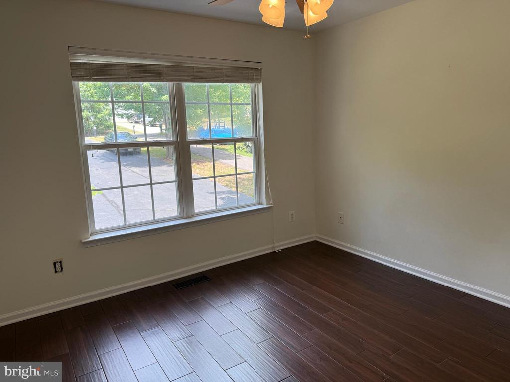 12816 GARRISON LN, SPOTSYLVANIA, Virginia 22551, 4 Bedrooms Bedrooms, ,3 BathroomsBathrooms,Residential,12816 GARRISON LN,VASP2042766 MLS # VASP2042766