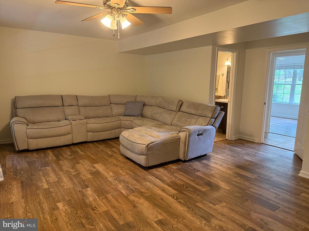 12816 GARRISON LN, SPOTSYLVANIA, Virginia 22551, 4 Bedrooms Bedrooms, ,3 BathroomsBathrooms,Residential,12816 GARRISON LN,VASP2042766 MLS # VASP2042766