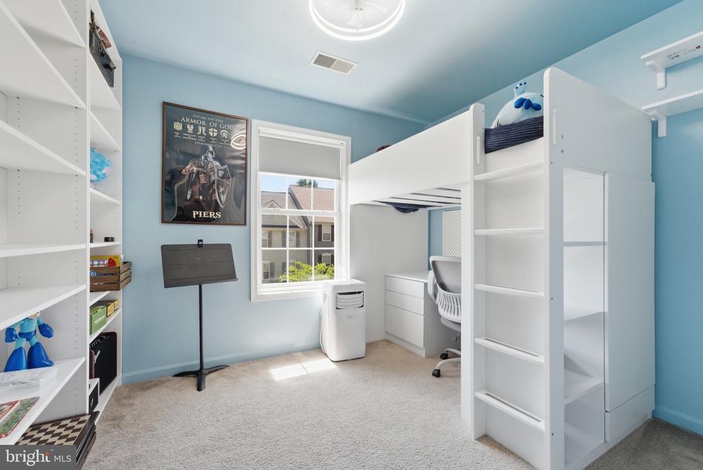 53 SIRE WAY, WARRENTON, Virginia 20186, 3 Bedrooms Bedrooms, ,2 BathroomsBathrooms,Residential,53 SIRE WAY,VAFQ2022498 MLS # VAFQ2022498