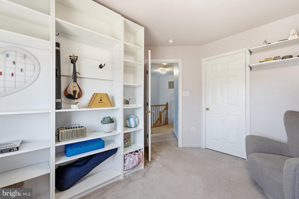 53 SIRE WAY, WARRENTON, Virginia 20186, 3 Bedrooms Bedrooms, ,2 BathroomsBathrooms,Residential,53 SIRE WAY,VAFQ2022498 MLS # VAFQ2022498