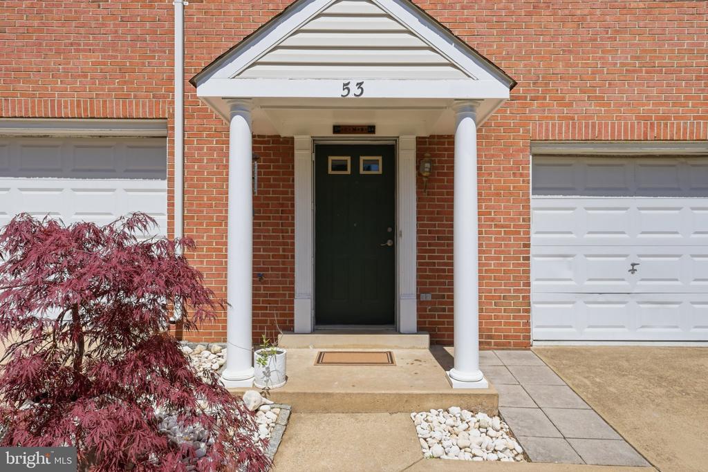 53 SIRE WAY, WARRENTON, Virginia 20186, 3 Bedrooms Bedrooms, ,2 BathroomsBathrooms,Residential,53 SIRE WAY,VAFQ2022498 MLS # VAFQ2022498