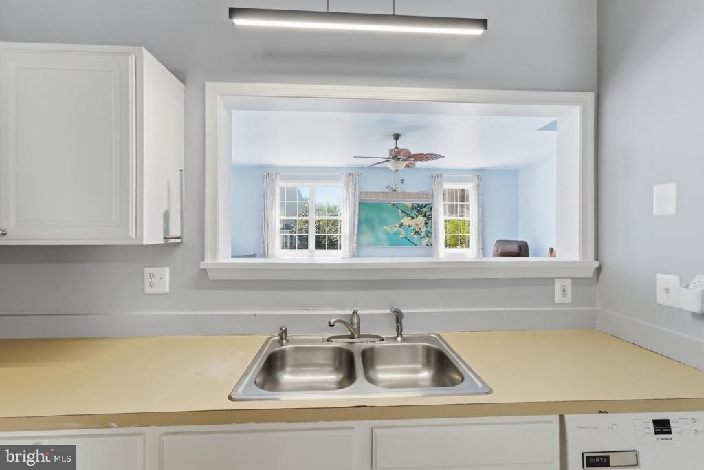 53 SIRE WAY, WARRENTON, Virginia 20186, 3 Bedrooms Bedrooms, ,2 BathroomsBathrooms,Residential,53 SIRE WAY,VAFQ2022498 MLS # VAFQ2022498