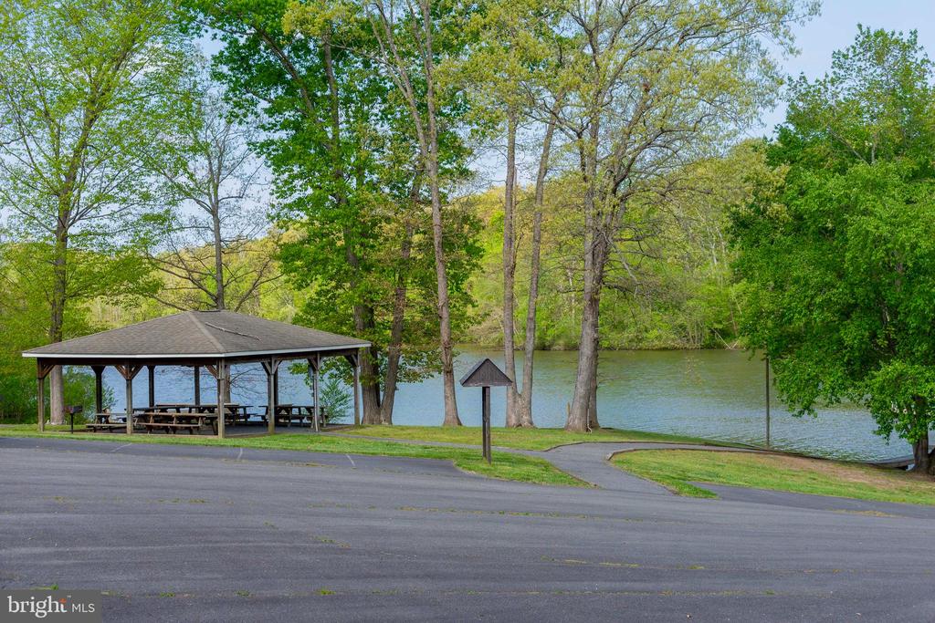 45 CIMARRON CT, LOUISA, Virginia 23093, 3 Bedrooms Bedrooms, ,2 BathroomsBathrooms,Residential,45 CIMARRON CT,VALA2010000 MLS # VALA2010000