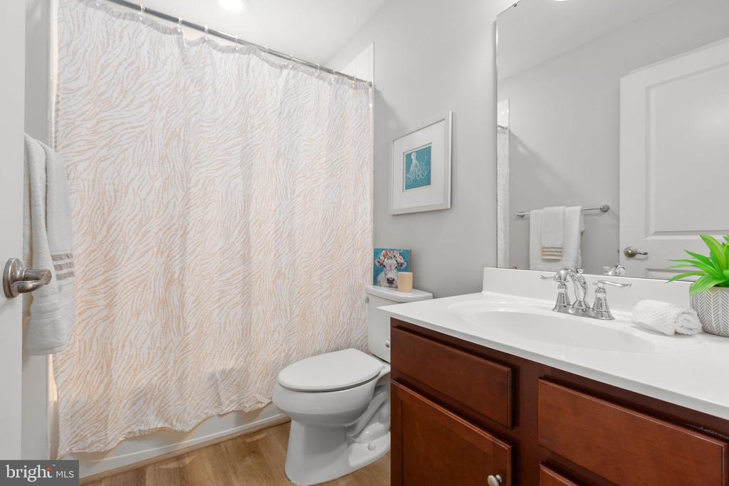 8647 ROSECRANS LN, SPOTSYLVANIA, Virginia 22553, 3 Bedrooms Bedrooms, ,2 BathroomsBathrooms,Residential,8647 ROSECRANS LN,VASP2042786 MLS # VASP2042786