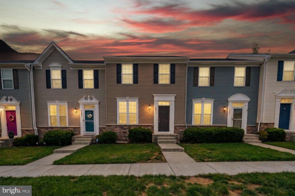 8647 ROSECRANS LN, SPOTSYLVANIA, Virginia 22553, 3 Bedrooms Bedrooms, ,2 BathroomsBathrooms,Residential,8647 ROSECRANS LN,VASP2042786 MLS # VASP2042786