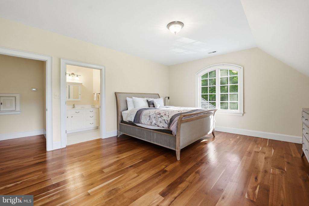3665 CREELS LN, THE PLAINS, Virginia 20198, 6 Bedrooms Bedrooms, ,6 BathroomsBathrooms,Residential,3665 CREELS LN,VAFQ2021256 MLS # VAFQ2021256