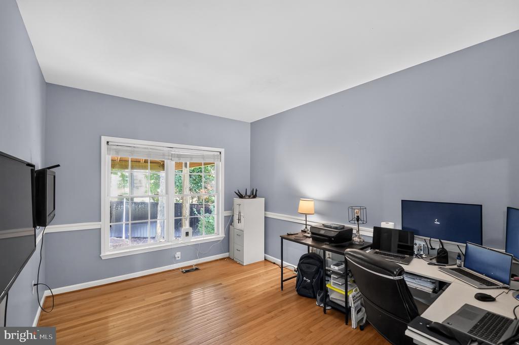 7164 N CREST CT, WARRENTON, Virginia 20187, 4 Bedrooms Bedrooms, ,3 BathroomsBathrooms,Residential,7164 N CREST CT,VAFQ2022516 MLS # VAFQ2022516