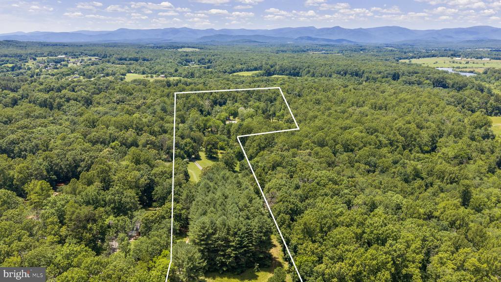 9083 CAYNOR PL, CULPEPER, Virginia 22701, 3 Bedrooms Bedrooms, ,2 BathroomsBathrooms,Residential,9083 CAYNOR PL,VACU2014048 MLS # VACU2014048