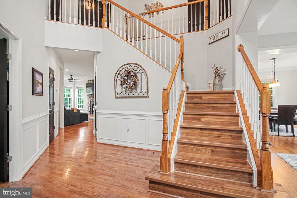 4056 SHRAYER CT, WARRENTON, Virginia 20187, 5 Bedrooms Bedrooms, ,3 BathroomsBathrooms,Residential,4056 SHRAYER CT,VAFQ2022640 MLS # VAFQ2022640