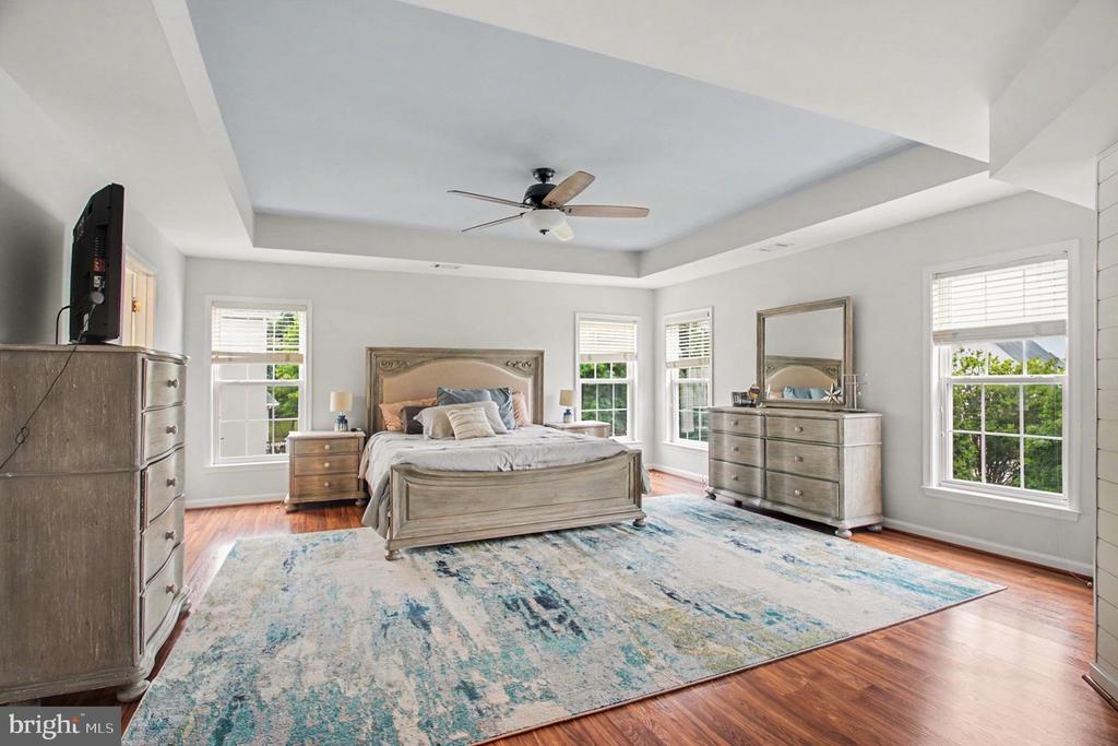 4056 SHRAYER CT, WARRENTON, Virginia 20187, 5 Bedrooms Bedrooms, ,3 BathroomsBathrooms,Residential,4056 SHRAYER CT,VAFQ2022640 MLS # VAFQ2022640