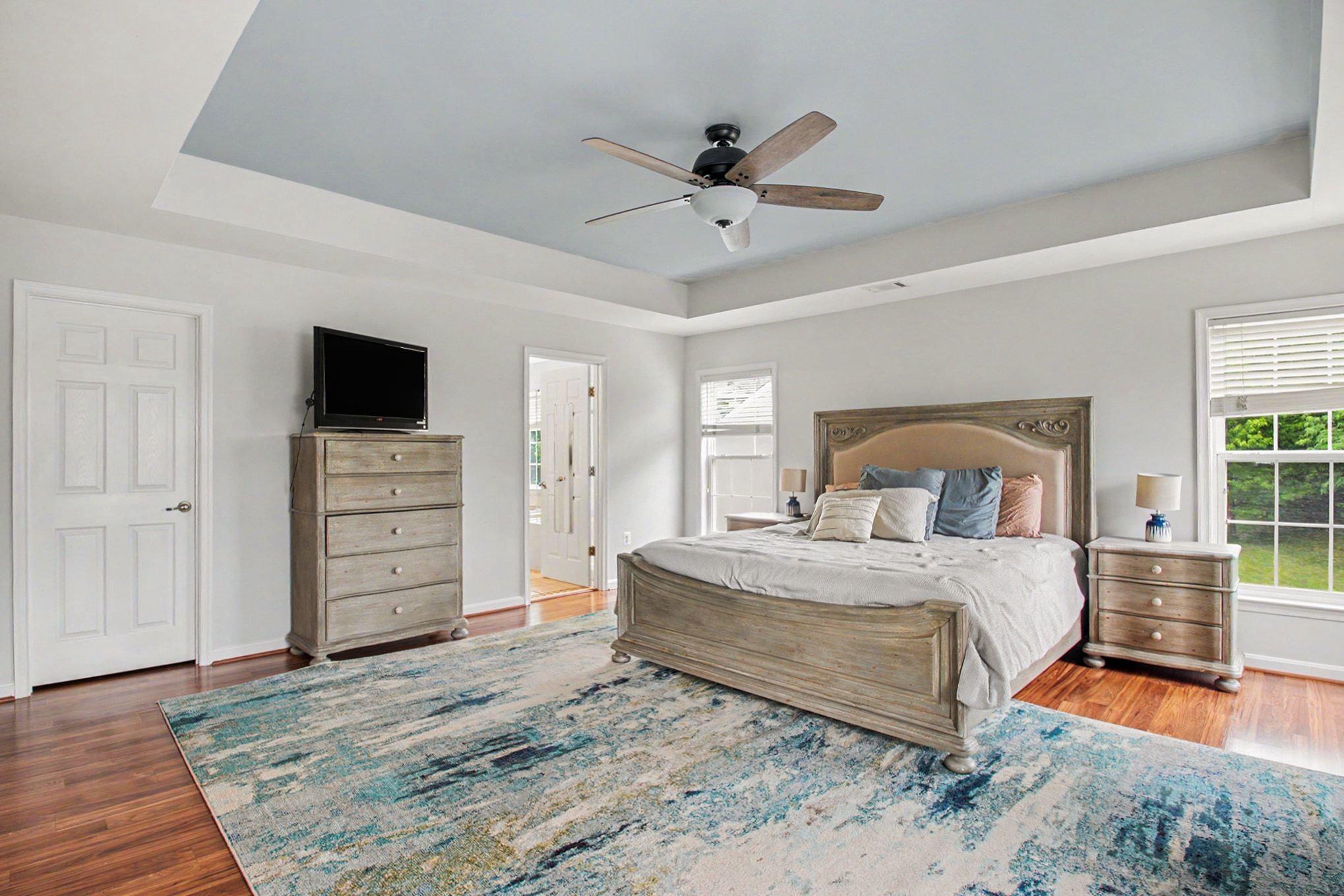 4056 SHRAYER CT, WARRENTON, Virginia 20187, 5 Bedrooms Bedrooms, ,3 BathroomsBathrooms,Residential,4056 SHRAYER CT,VAFQ2022640 MLS # VAFQ2022640