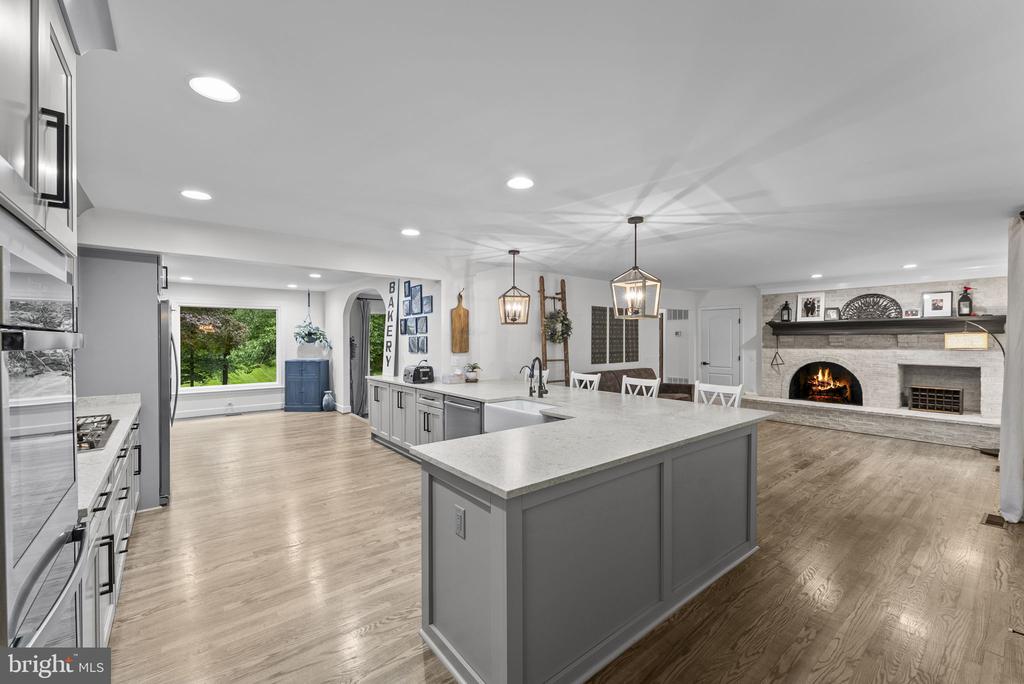 5920 HUNTON WOOD DR, BROAD RUN, Virginia 20137, 4 Bedrooms Bedrooms, ,3 BathroomsBathrooms,Residential,5920 HUNTON WOOD DR,VAFQ2022518 MLS # VAFQ2022518
