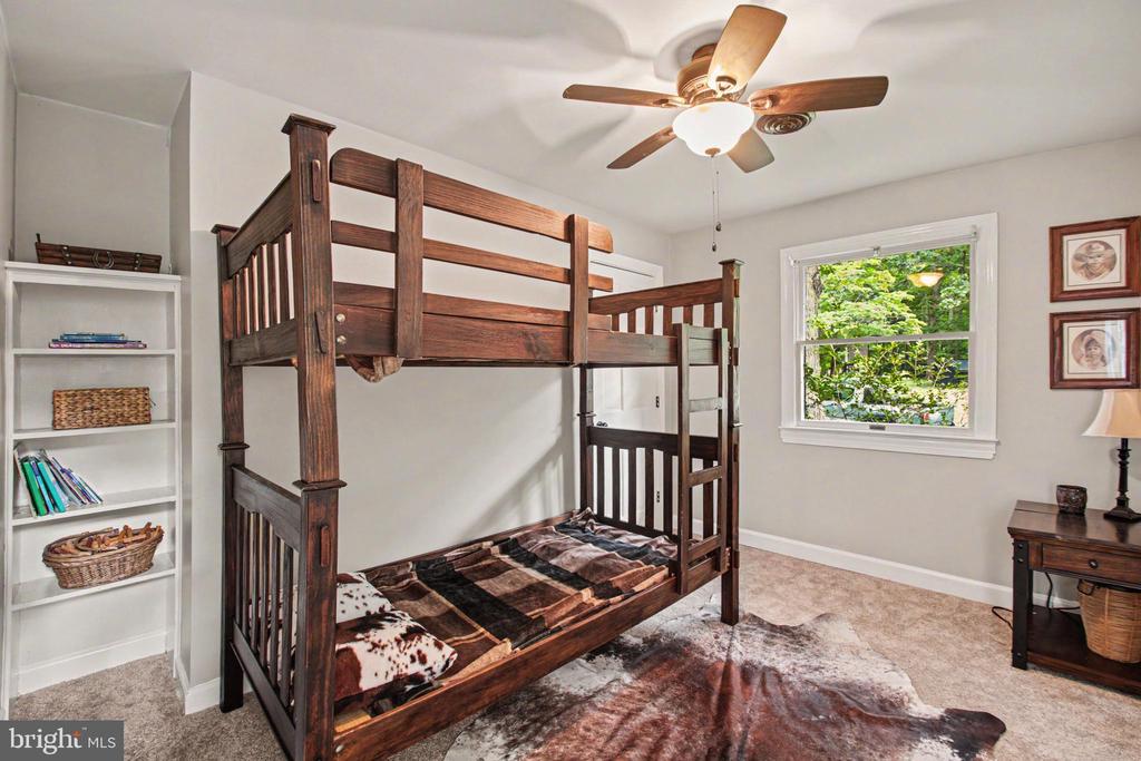 10224 MILL POND RD, SPOTSYLVANIA, Virginia 22551, 5 Bedrooms Bedrooms, ,3 BathroomsBathrooms,Residential,10224 MILL POND RD,VASP2042974 MLS # VASP2042974
