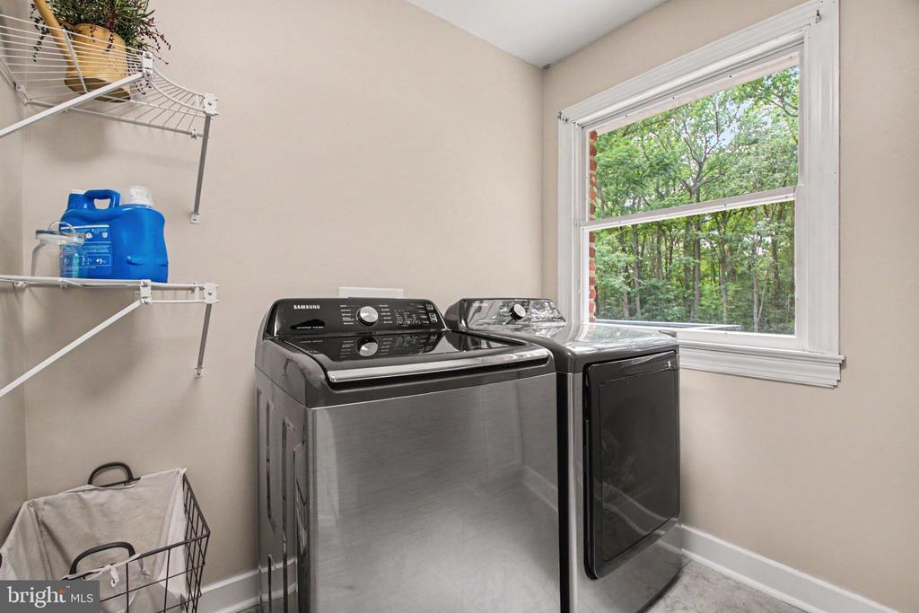 10224 MILL POND RD, SPOTSYLVANIA, Virginia 22551, 5 Bedrooms Bedrooms, ,3 BathroomsBathrooms,Residential,10224 MILL POND RD,VASP2042974 MLS # VASP2042974