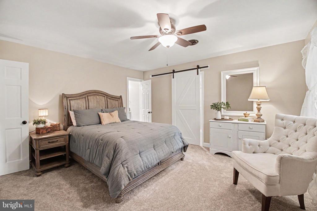 10224 MILL POND RD, SPOTSYLVANIA, Virginia 22551, 5 Bedrooms Bedrooms, ,3 BathroomsBathrooms,Residential,10224 MILL POND RD,VASP2042974 MLS # VASP2042974