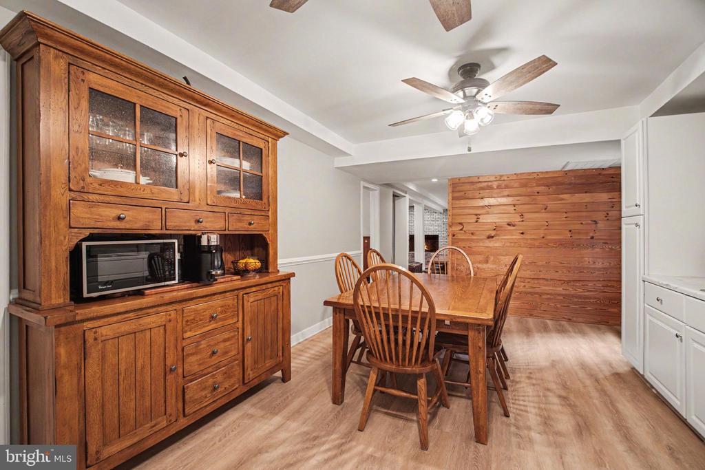 10224 MILL POND RD, SPOTSYLVANIA, Virginia 22551, 5 Bedrooms Bedrooms, ,3 BathroomsBathrooms,Residential,10224 MILL POND RD,VASP2042974 MLS # VASP2042974