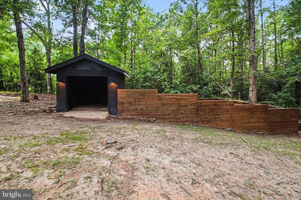 10224 MILL POND RD, SPOTSYLVANIA, Virginia 22551, 5 Bedrooms Bedrooms, ,3 BathroomsBathrooms,Residential,10224 MILL POND RD,VASP2042974 MLS # VASP2042974