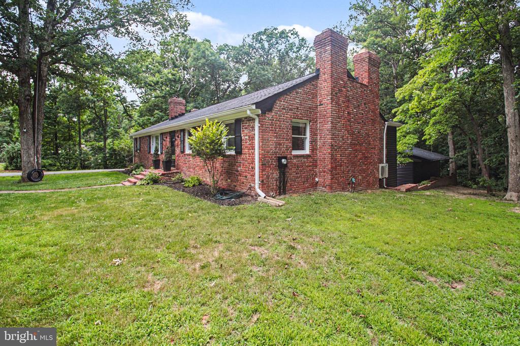 10224 MILL POND RD, SPOTSYLVANIA, Virginia 22551, 5 Bedrooms Bedrooms, ,3 BathroomsBathrooms,Residential,10224 MILL POND RD,VASP2042974 MLS # VASP2042974